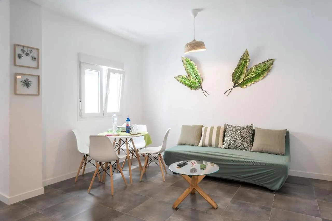 Apartamentos Acaymo contacts